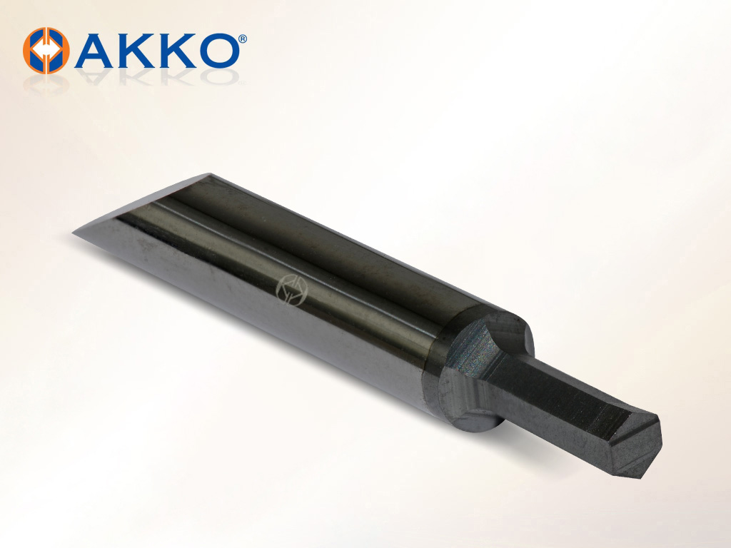 AKHX-002-002